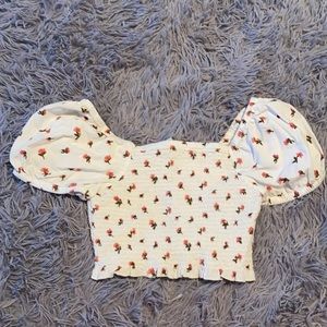 Super cute cropped shirt!